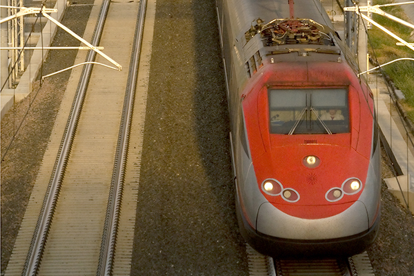 Read more about the article Eurostar Italia | Cattani Performs Under Pressure.