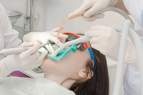 Read more about the article The Crucial Role of High Airflow Suction in Dental Patient Safety.